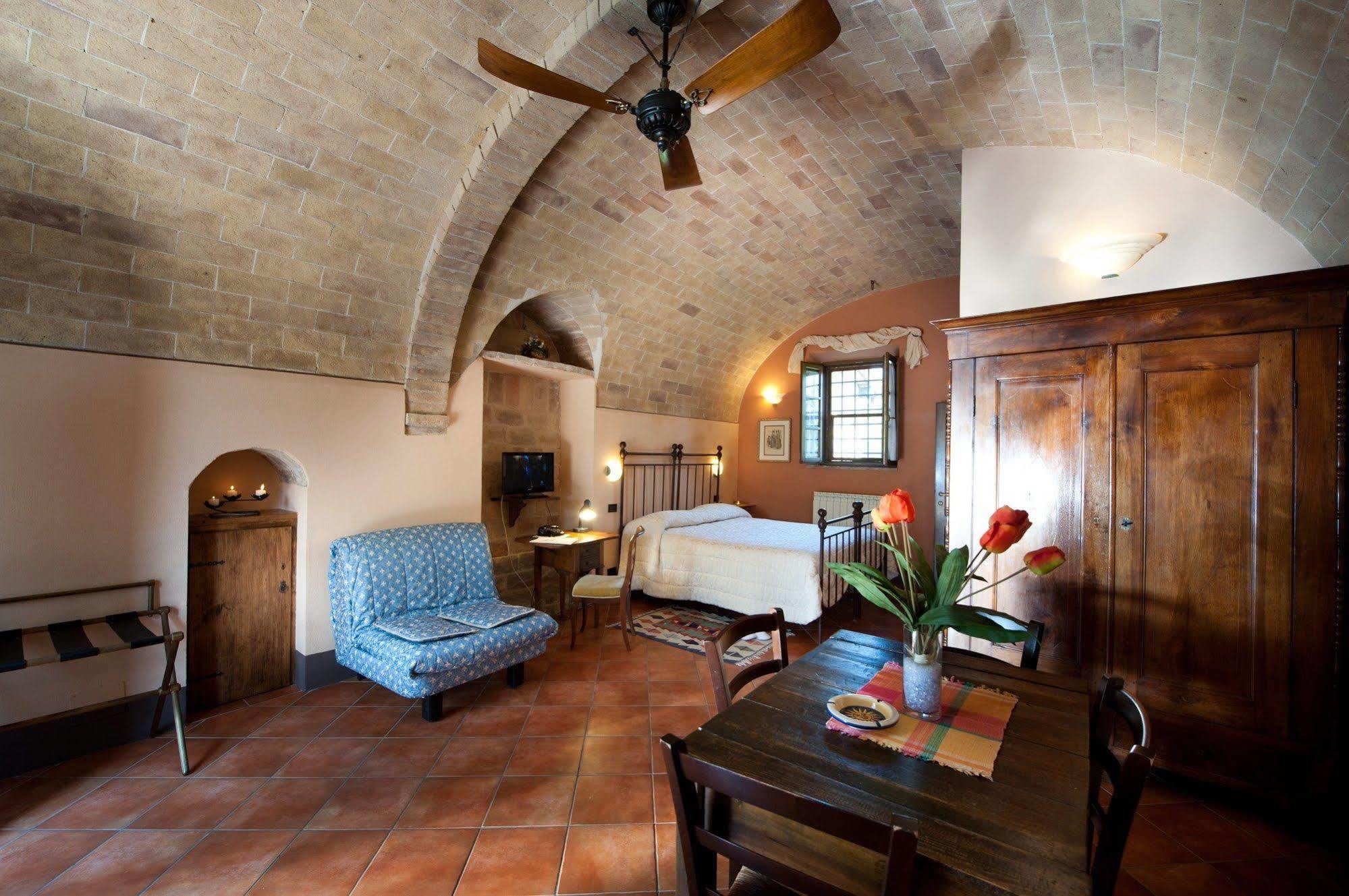 Sarna Residence San Quirico dʼOrcia Exteriér fotografie